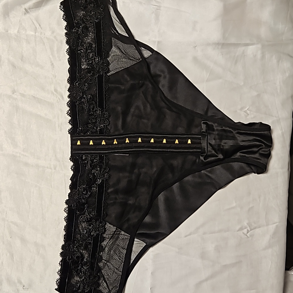 Victoria's Secret cheeky panties